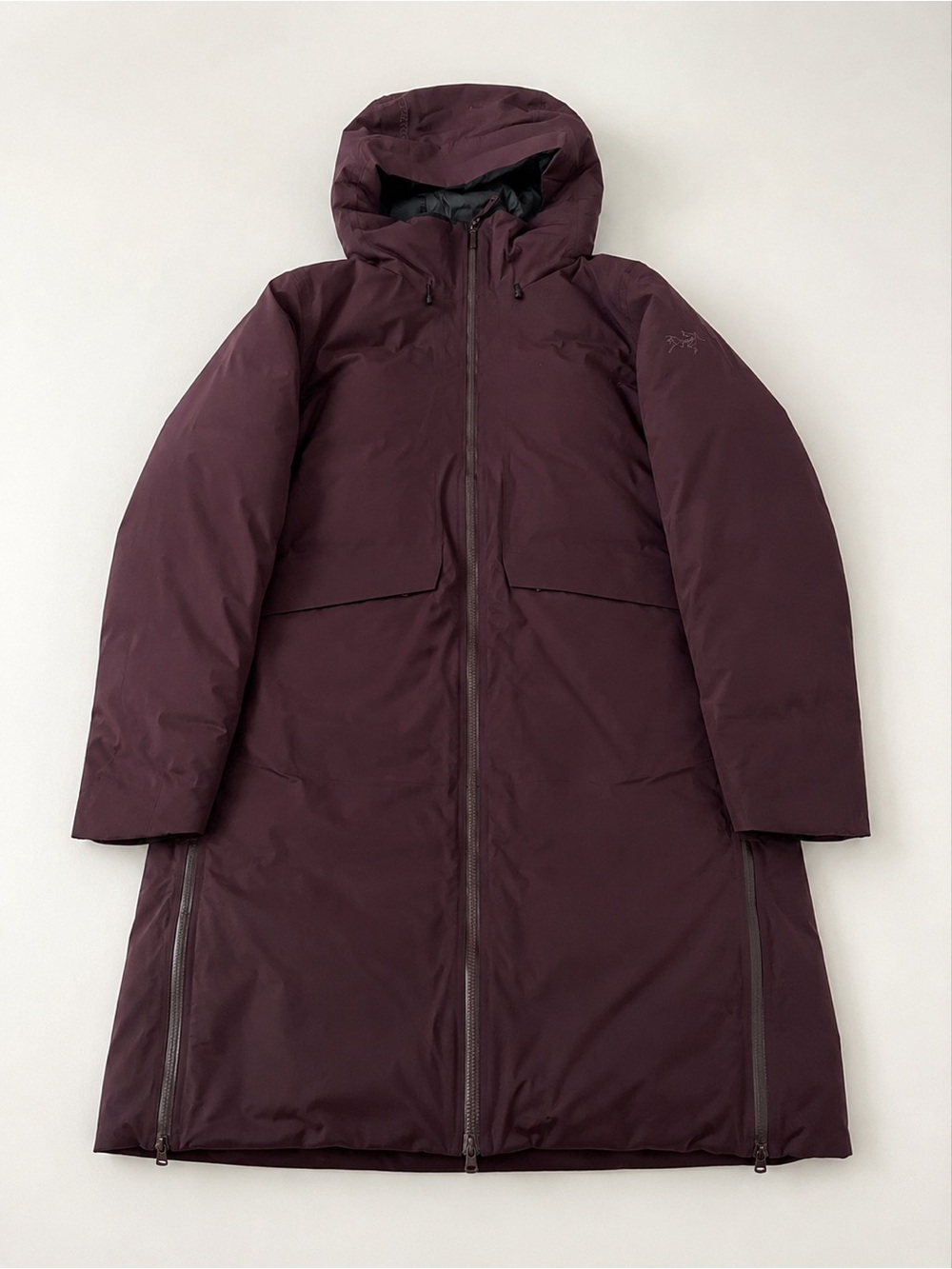Arc’teryx Liatris Women’s Long Down Parka – Burgundy/Wine – New With Tags - Picture 2 of 3